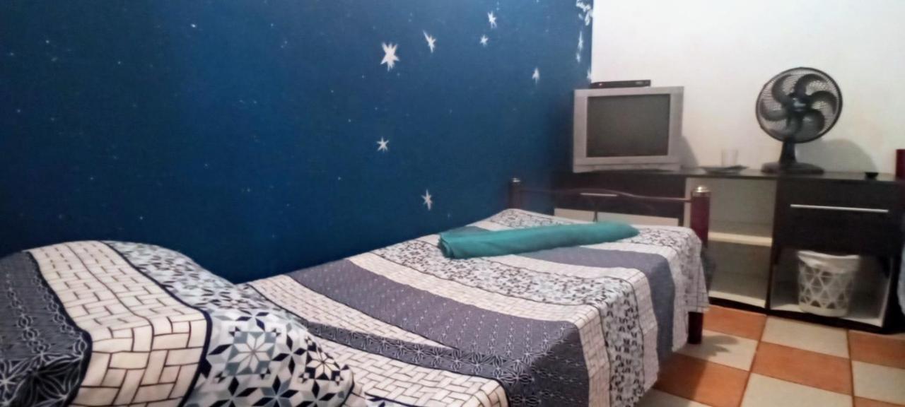 Morada Bemtevi Guest House เซาโจเซดอสกัมปอส ภายนอก รูปภาพ